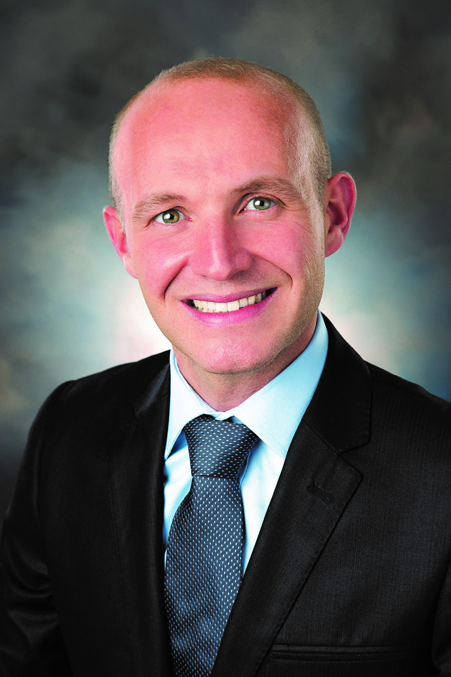 Headshot of Arnaud Del Valle